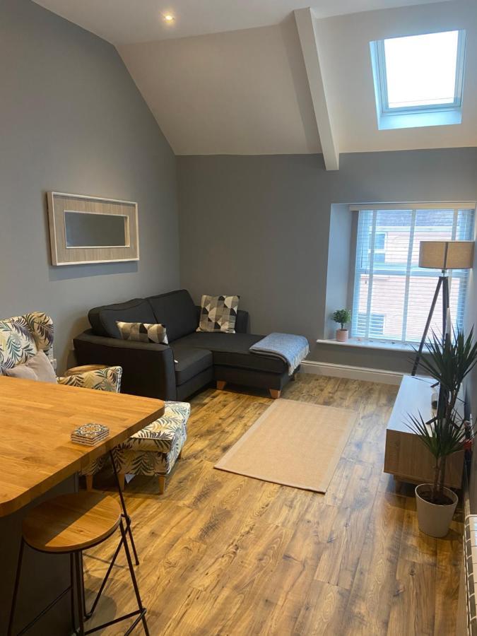Stylish Tenby Apartment, Great Location, Parking Exterior foto